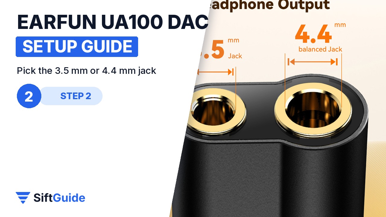 EarFun UA100 with its 3.5 mm and 4.4 mm headphone outputs