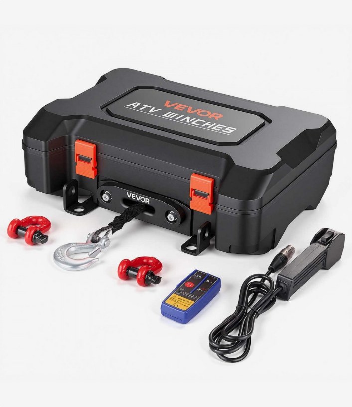 VEVOR portable box-style 1587 kg winch recovery kit in black case with remotes and shackles, official product image